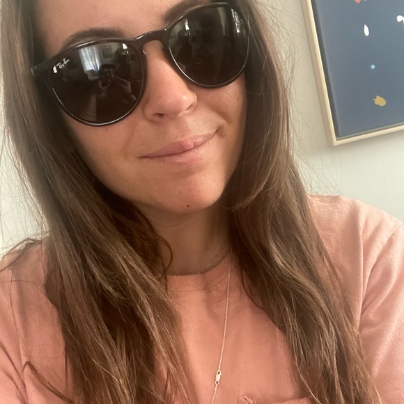 Ray-Ban Erika Sunglasses- Brand New With Case - Turtle Frames - Picture 9 of 10